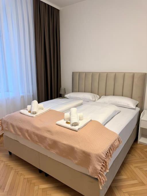 Neu! Im Stadtzentrum 4 Apartament Wiedeń